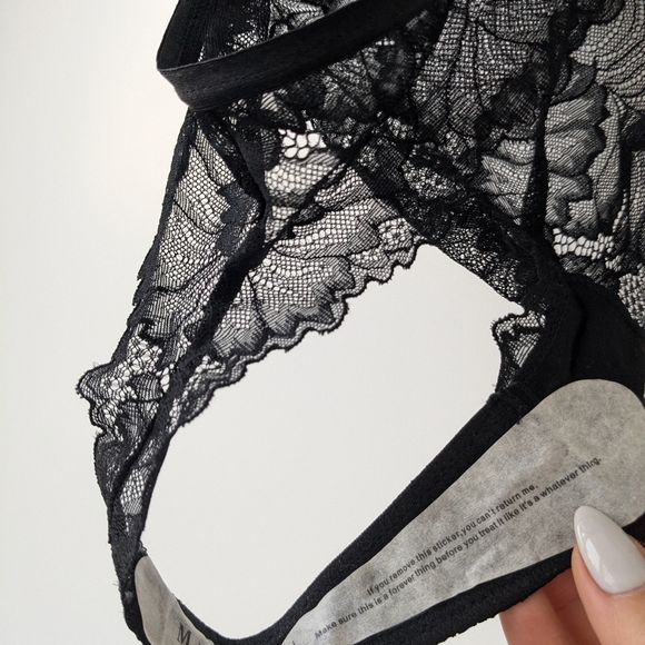 Meshki Daisy Lace Mesh Bodysuit - Picture 7 of 8